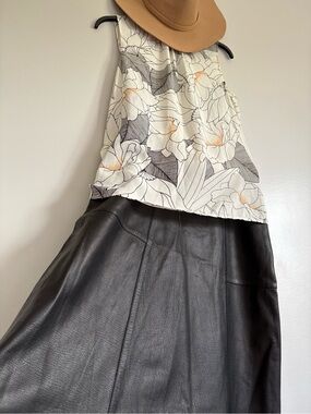 BNWT, Real Black Leather A-Line Skirt with side zipper and button Never Worn!!
